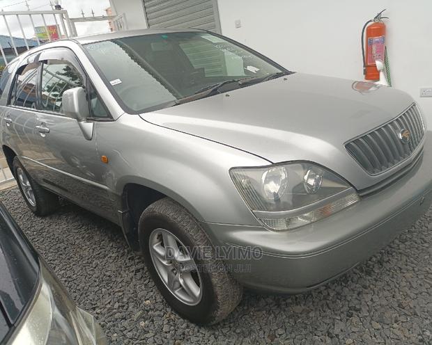 Toyota Harrier 1998 Silver