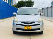 Toyota Ractis 2005 Silver for sale
