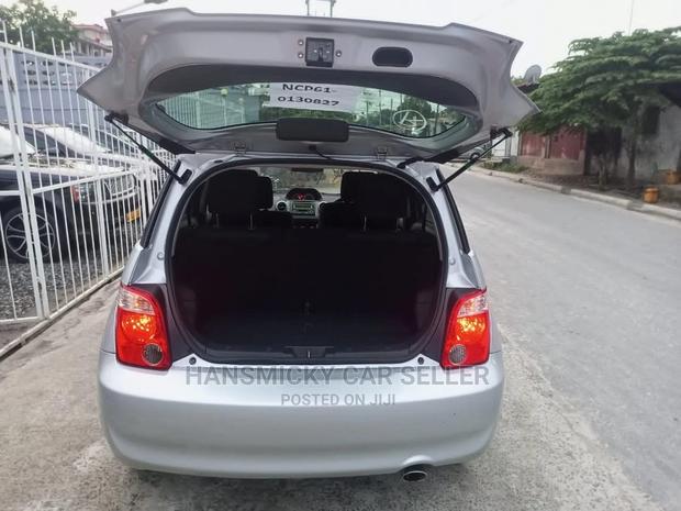 Toyota IST 2005 Silver
