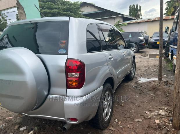 Toyota RAV4 2005 Silver