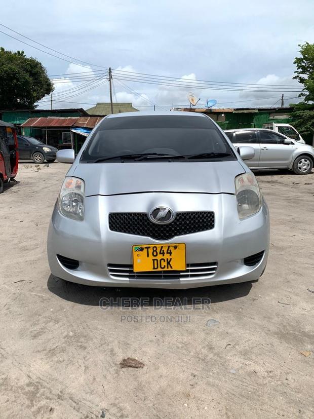Toyota Vitz 1.3 AWD 3dr 2005 Silver