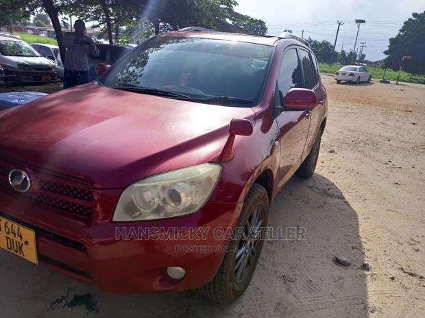 Toyota RAV4 2007 Red