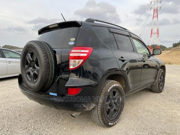 Toyota RAV4 2011 Black
