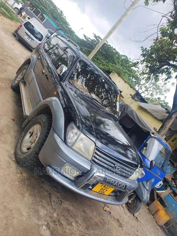 Toyota Land Cruiser Prado 2002 Black