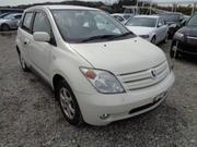 Toyota IST 2002 White for sale