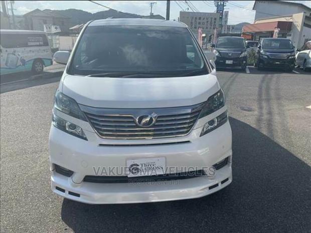Toyota Vellfire 2008 Pearl
