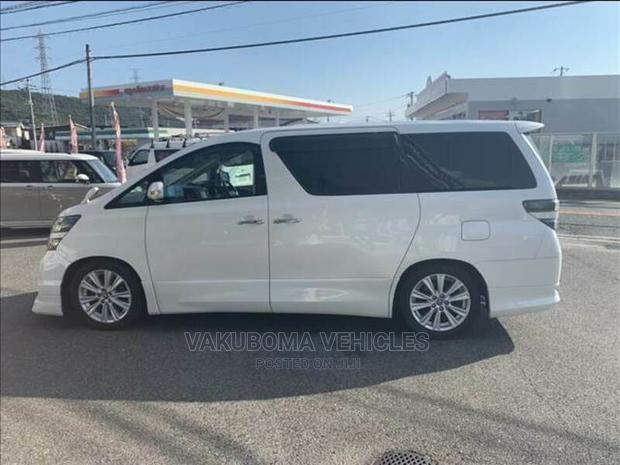 Toyota Vellfire 2008 Pearl
