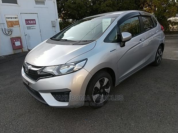 Honda Fit 2017 Silver