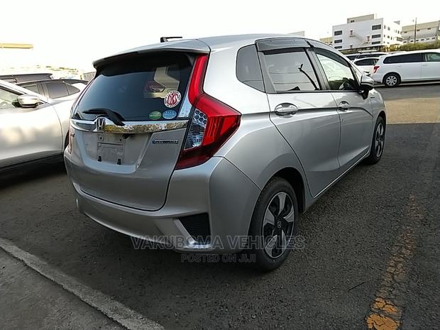 Honda Fit 2017 Silver