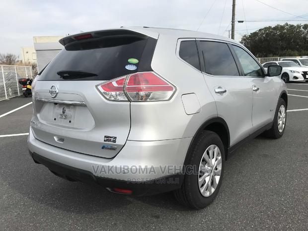 Nissan X-Trail 2016 Silver