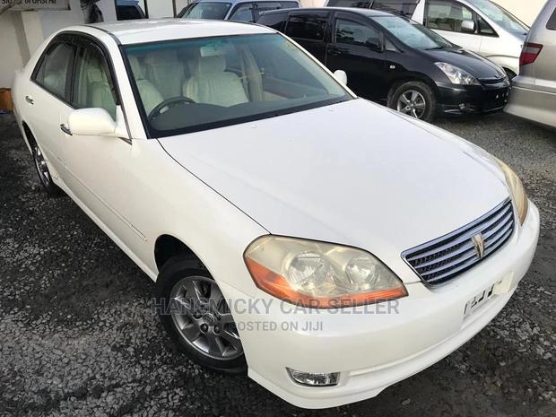 Toyota Mark II 2003 White