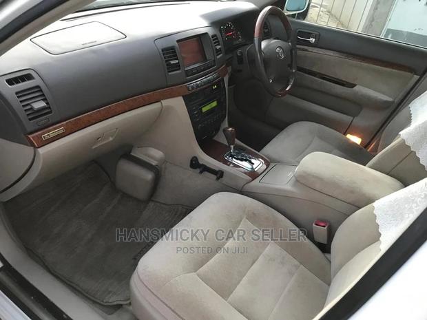 Toyota Mark II 2003 White