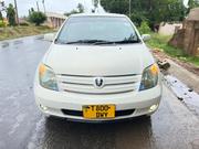 Toyota IST 2004 White for sale
