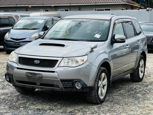 Subaru Forester 2010 Silver