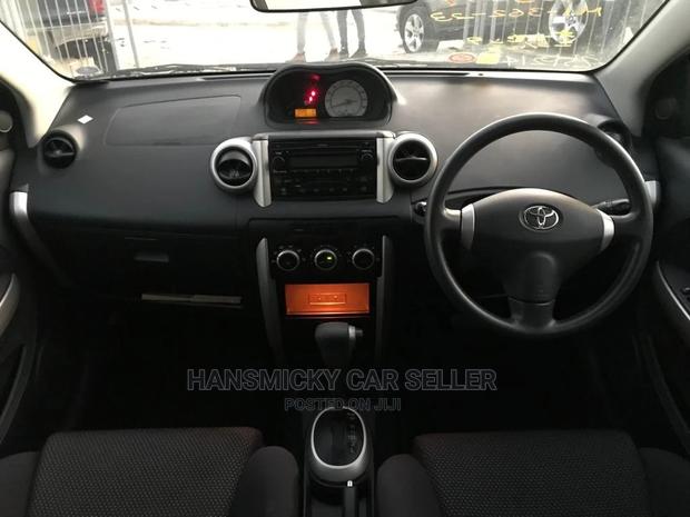 Toyota IST 2003 Blue