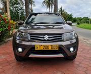 Suzuki Escudo SV Premium 2014 Gray for sale