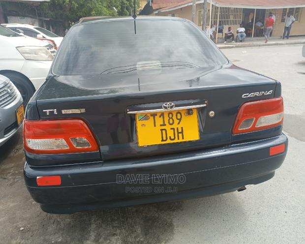 Toyota Carina 2001 Blue