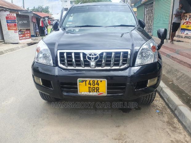 Toyota Land Cruiser Prado 2006 Black