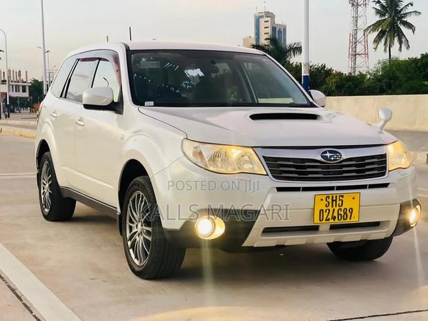Subaru Forester 2009 White