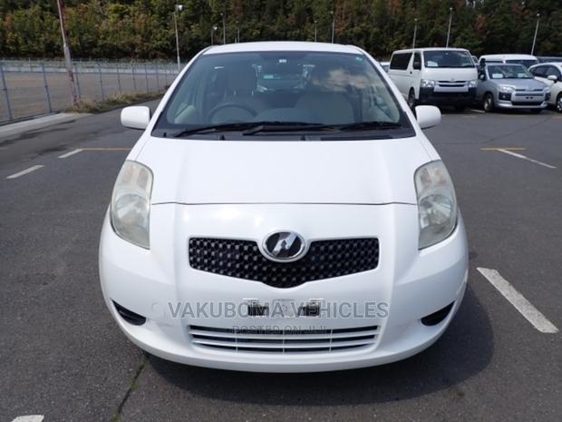 Toyota Vitz 2006 White