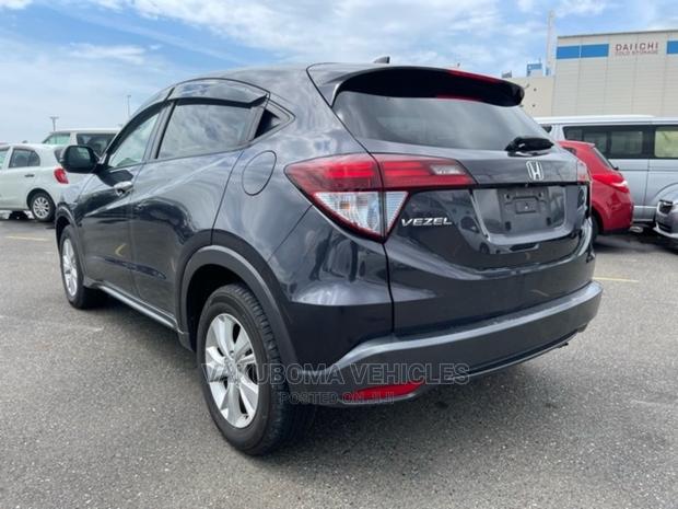 Honda Vezel 2015 Gray