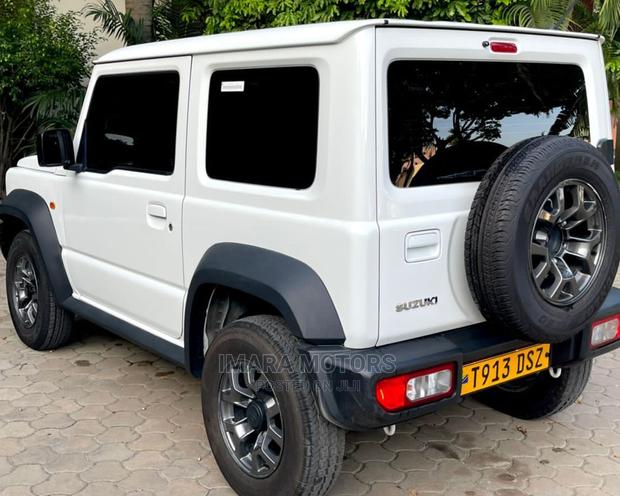 Suzuki Jimny 2019 White
