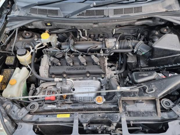 Nissan X-Trail 2.0 2007 Black