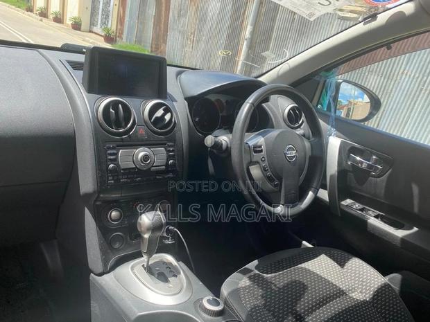Nissan Dualis 2009 Black