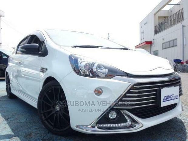 Toyota Aqua 2015 White
