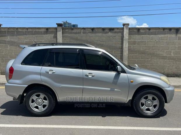 Toyota RAV4 1.8 2005 Silver
