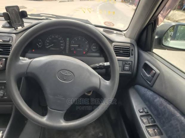 Toyota Carina 2001 Gray