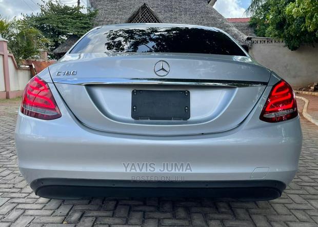 Mercedes-Benz C180 2014 Silver