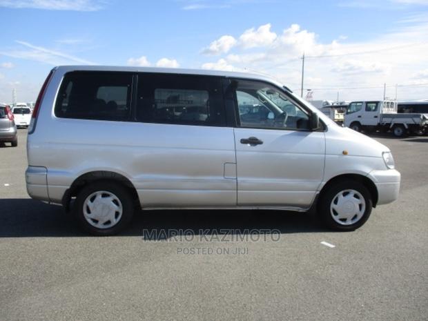 Toyota Noah 2.0 FWD (8 Seater) 2001 Silver