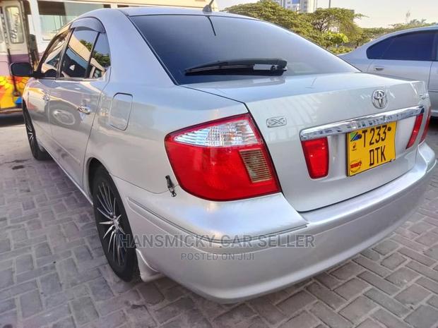 Toyota Premio 2005 Silver
