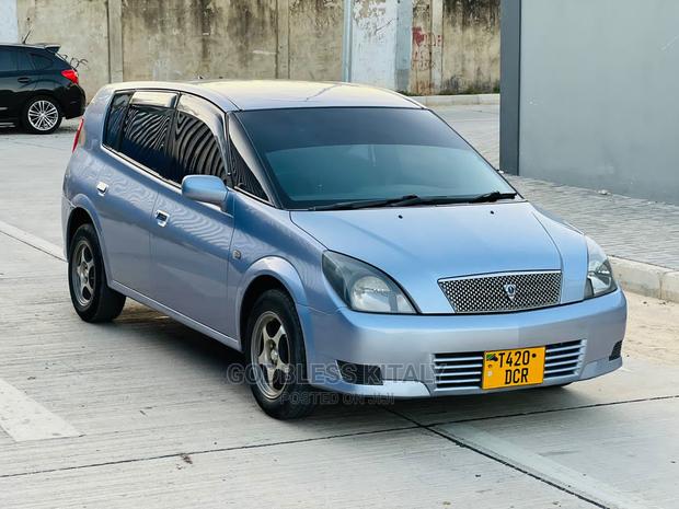 Toyota Opa 2004 Blue