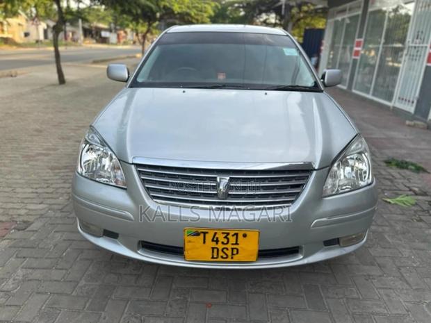 Toyota Premio 2002 Silver