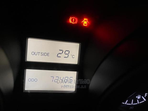 Toyota Land Cruiser 2011 Pearl