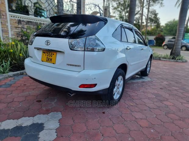 Toyota Harrier 2.4 2006 White