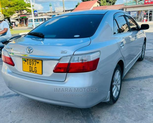 Toyota Premio 2007 Silver