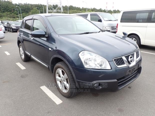 Nissan Dualis 2011 Blue
