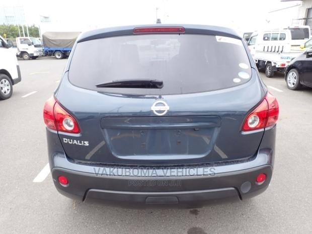 Nissan Dualis 2011 Blue