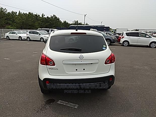 Nissan Dualis 2013 Pearl