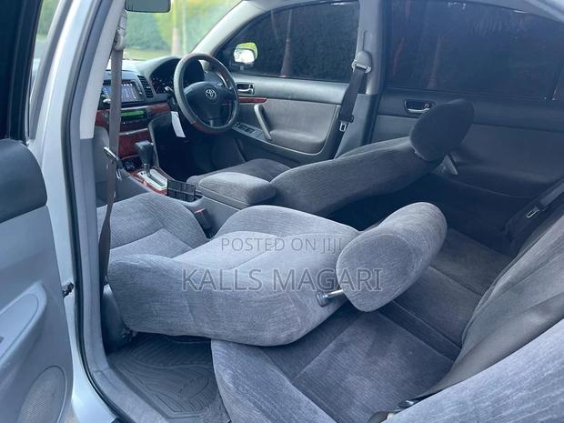 Toyota Allion 2005 Silver