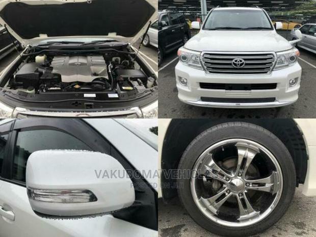 Toyota Land Cruiser 2014 Pearl