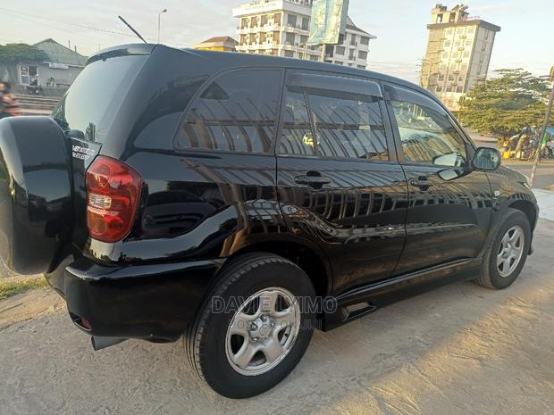 Toyota RAV4 2004 Black