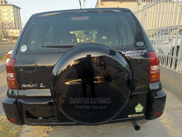 Toyota RAV4 2004 Black