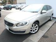 Volvo V60 2018 Gold for sale