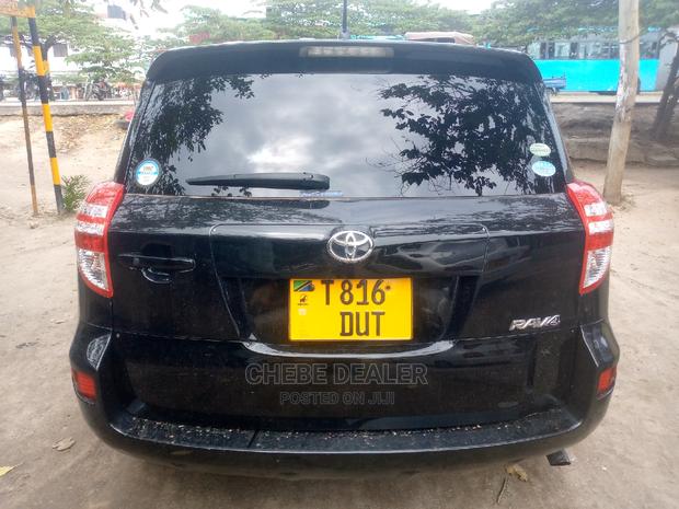 Toyota RAV4 2.5 2011 Black
