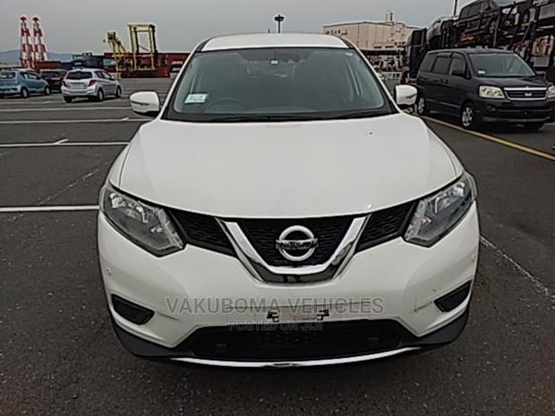 Nissan X-Trail 2015 White