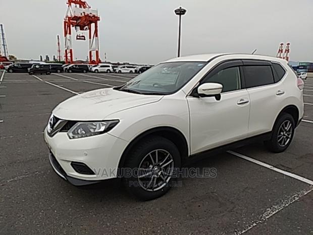 Nissan X-Trail 2015 White